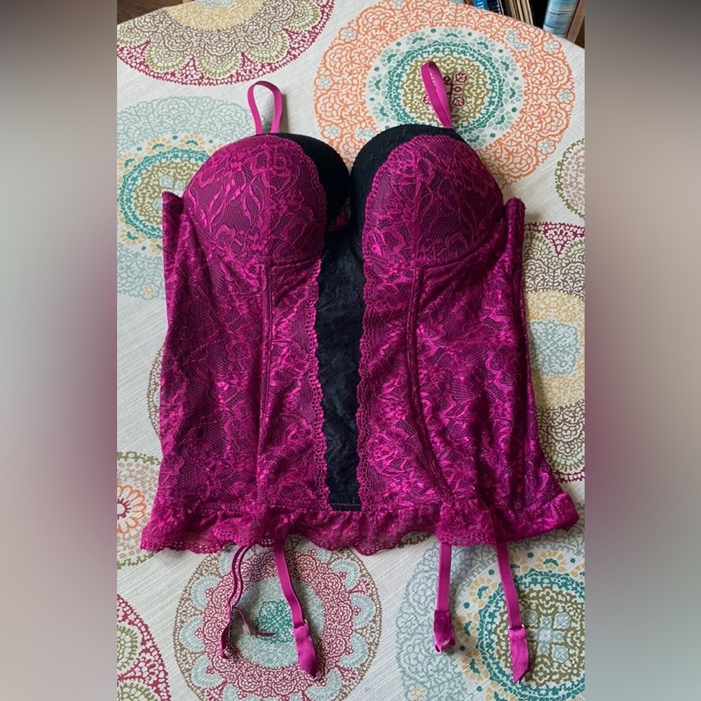🔥💋Frederick’s of Hollywood Elegant Purplish Pink Lace Corset Bustier XL